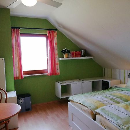 Privatzimmer Mit Aussicht Pirna Exterior foto