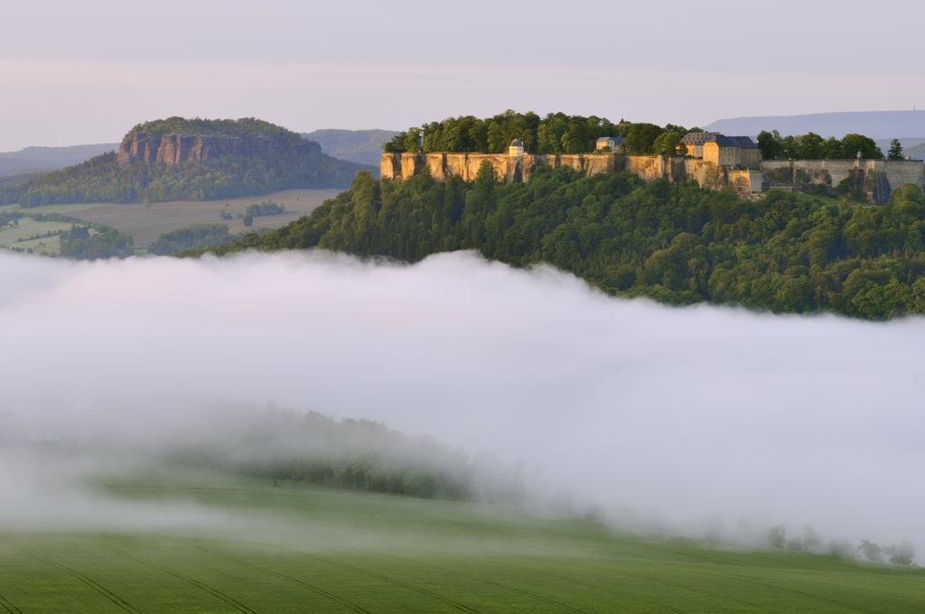 Privatzimmer Mit Aussicht Pirna Exterior foto